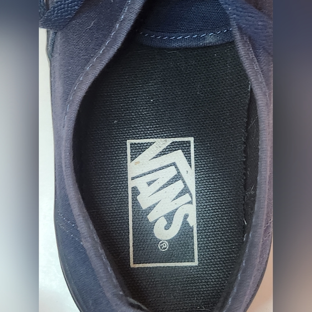 Used Navy Blue Vans Skater Sneakers Women’s Size 8 - Picture 8 of 9
